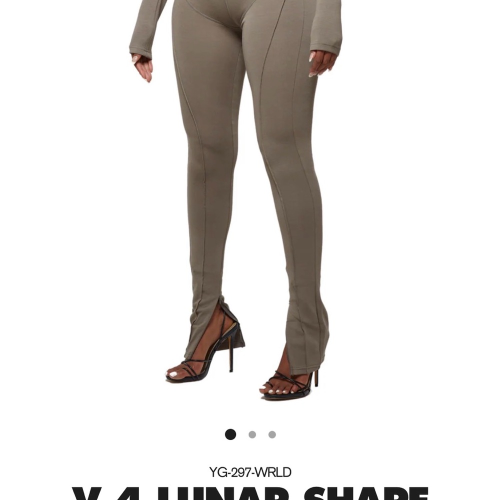 Yagi Lunar v.4 shape leggings